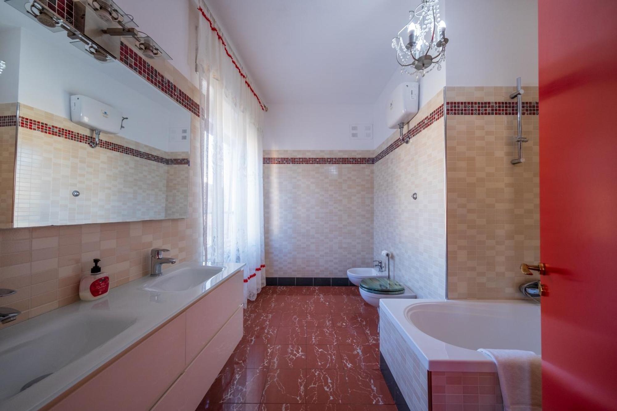 Bbc Christian Bed & Breakfast Пиза Экстерьер фото